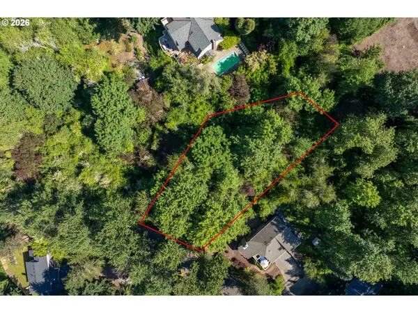 S Powers-2 Ct, Portland, OR 97219