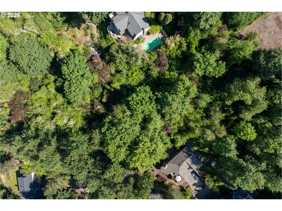 S Powers-2 Ct, Portland, OR 97219 - #2