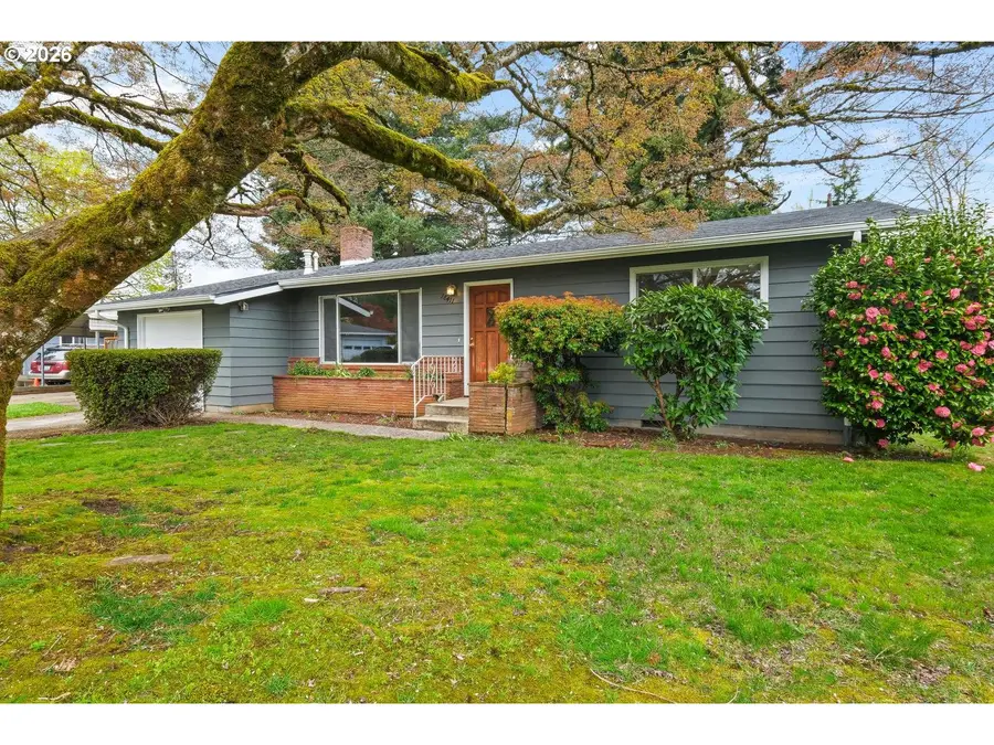 18411 SE Ivon Ct, Gresham, OR 97030 - #3