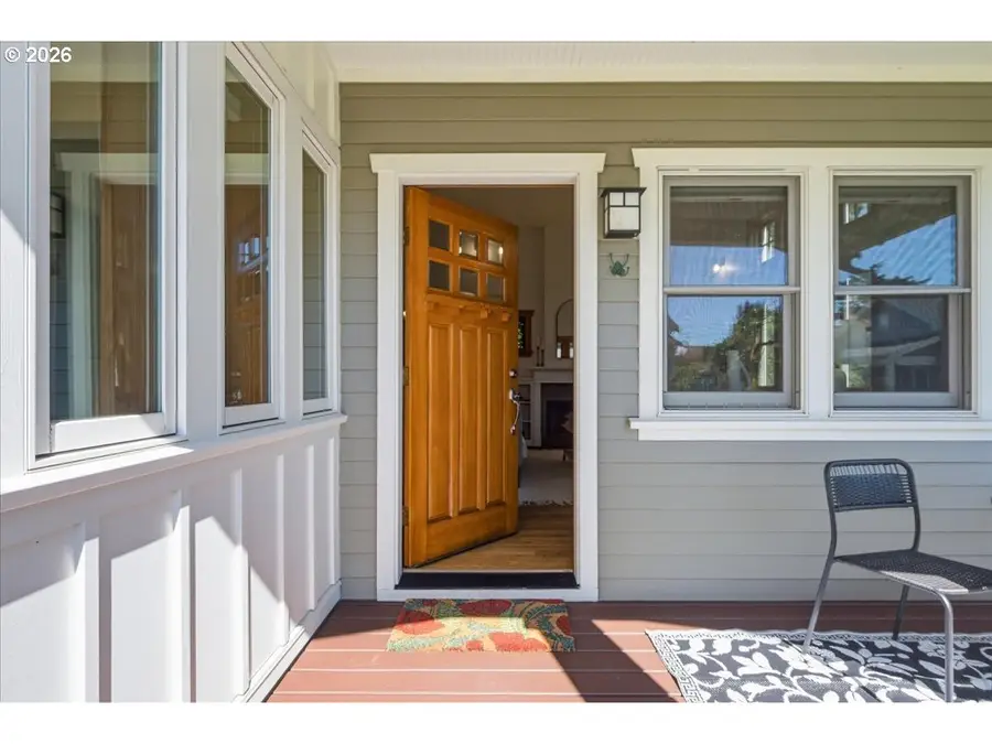 7043 SE Clinton St, Portland, OR 97206 - #2