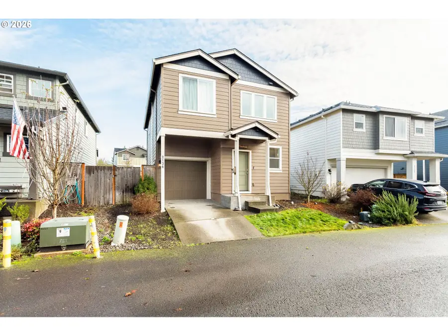 2136 S Chukar Dr, Ridgefield, WA 98642 - Image #2