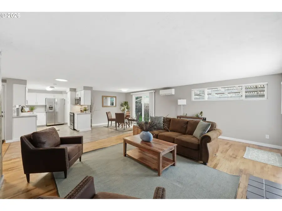 381 Marion Ln, Eugene, OR 97404 - #3