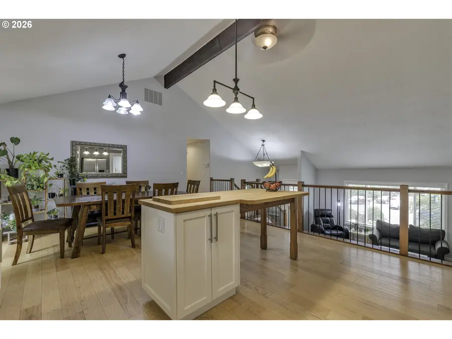 4800 NW Kahneeta Ct, Portland, OR 97229 - #3
