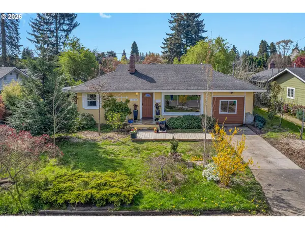 12030 NE Russell St, Portland, OR 97220