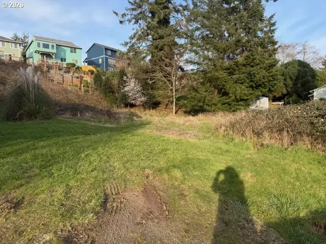 180 Auburn Ave, Astoria, OR 97103 - #1