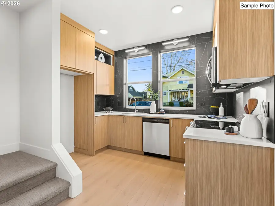 6220 N Kerby Ave, Portland, OR 97217 - #3
