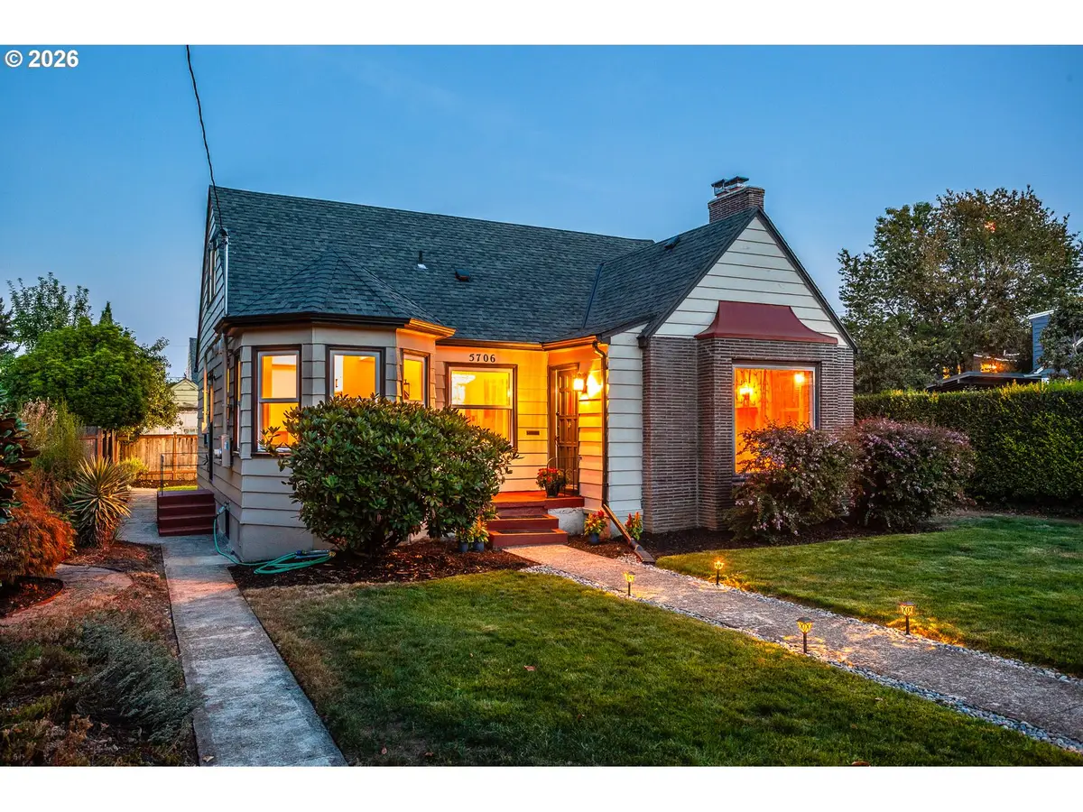 5706 NE 35th Pl, Portland, OR 97211 - #1
