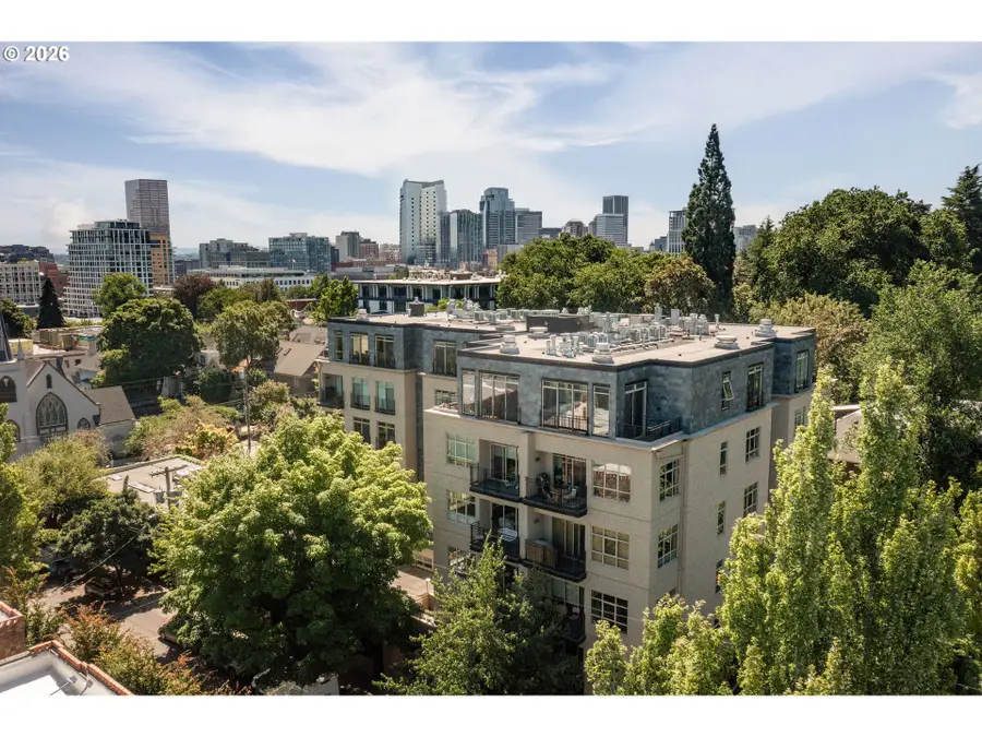 1930 NW Irving St Nw #401, Portland, OR 97209 - #2