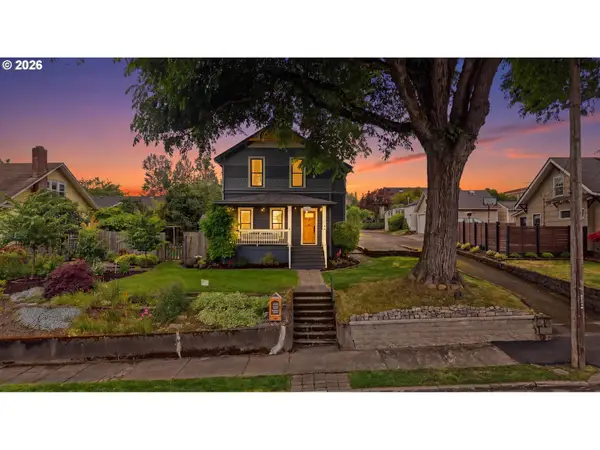 1216 Jackson St, OregonCity, OR 97045
