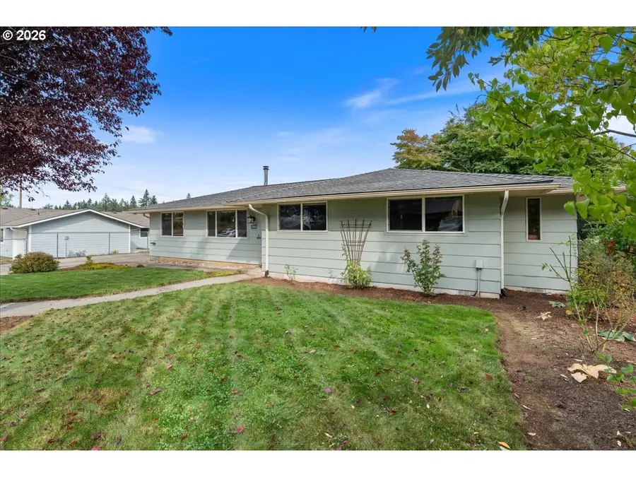 22020 S Leslie Ave, Beavercreek, OR 97004 - #3