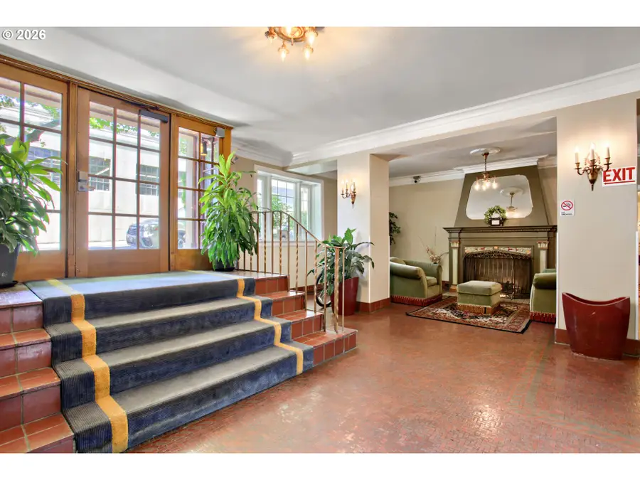 20 NW 16th Ave, Portland, OR 97209 - #3