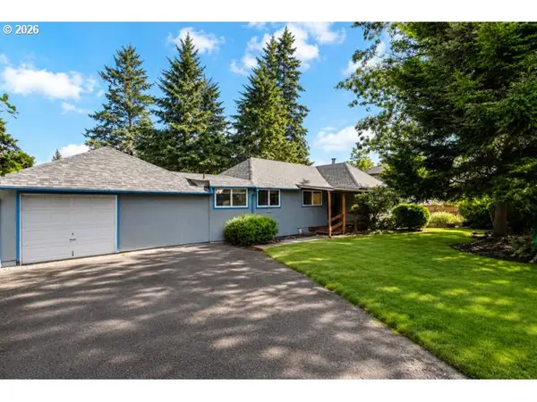 11625 NE Siskiyou St, Portland, OR 97220