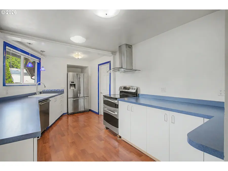 11625 NE Siskiyou St, Portland, OR 97220 - #3