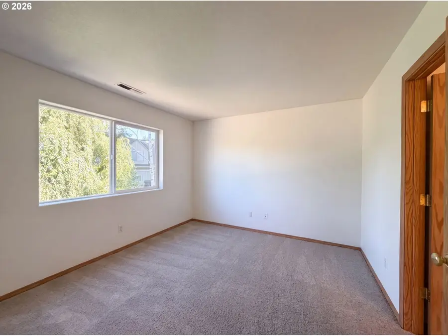 773 NW Forest Creek Dr, Hillsboro, OR 97124 - #2
