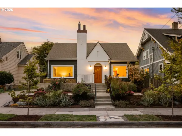 3329 NE Tillamook St, Portland, OR 97212
