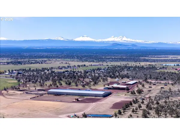 11997 SW Cornett Loop, PowellButte, OR 97753
