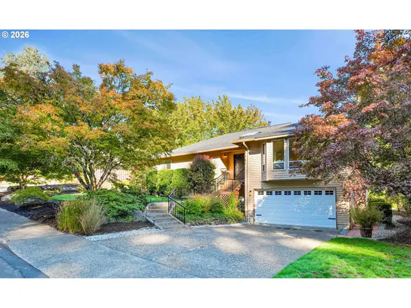 10051 SW Balmer Cir, Portland, OR 97219