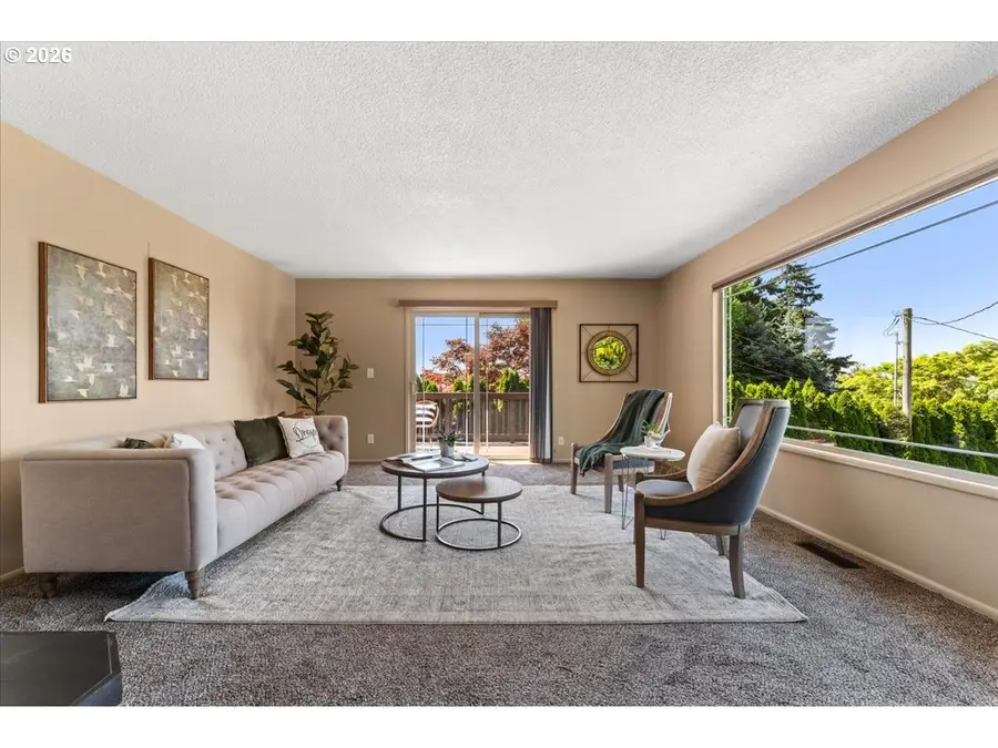 10100 SE Walnut Dr, Happy Valley, OR 97086 - #3