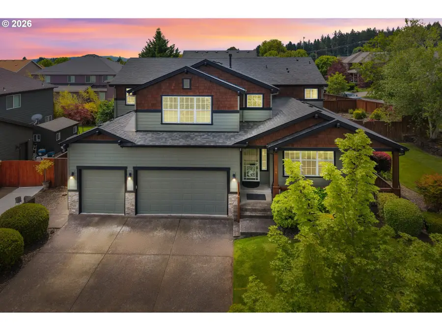 906 36th Pl, Forest Grove, OR 97116 - #3
