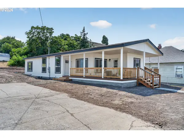 1514 E 10th St, TheDalles, OR 97058