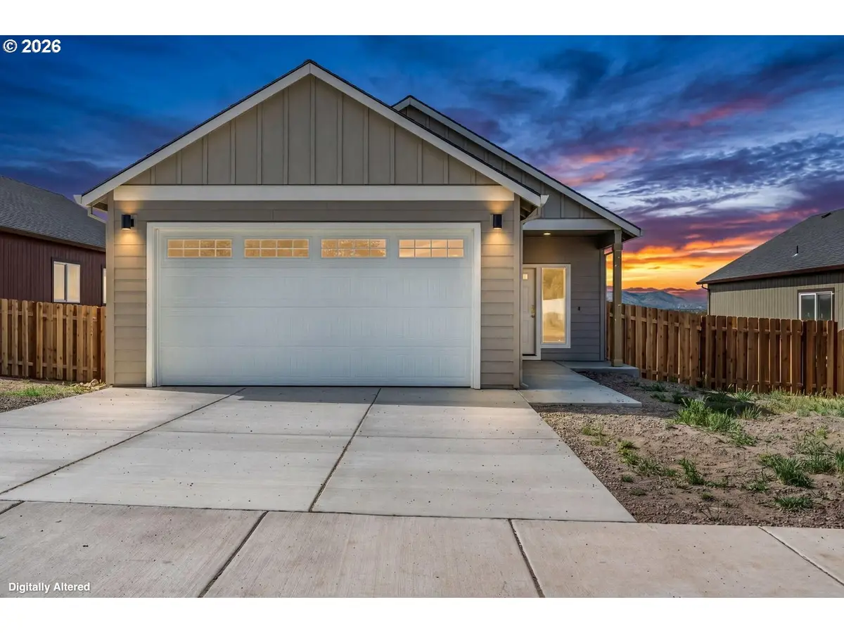 508 SW 6th St, Metolius, OR 97741 - #1