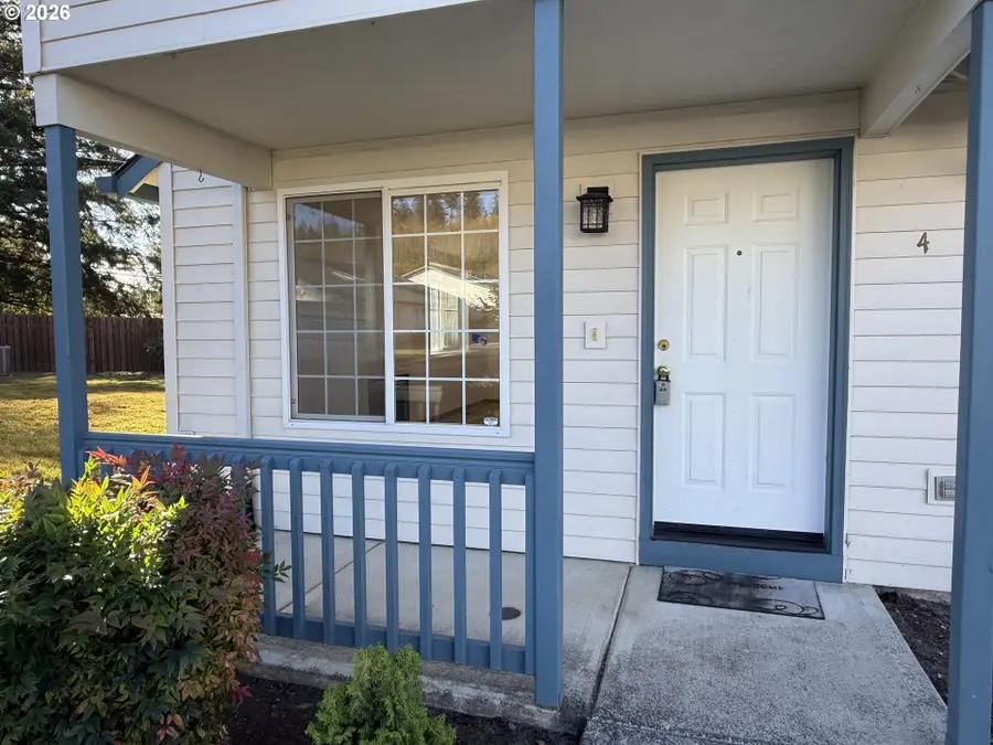 1660 N 18th St #4, Washougal, WA 98671 - #3