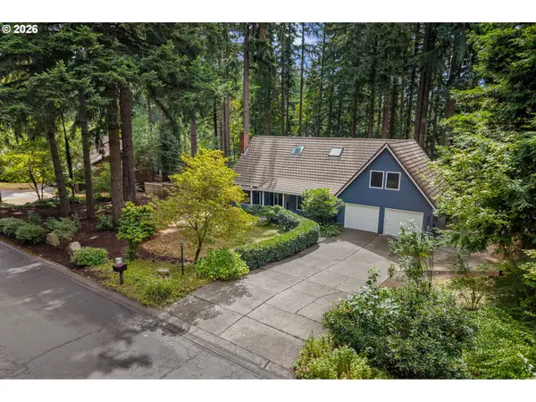 19100 SE Debora Dr, Damascus, OR 97089
