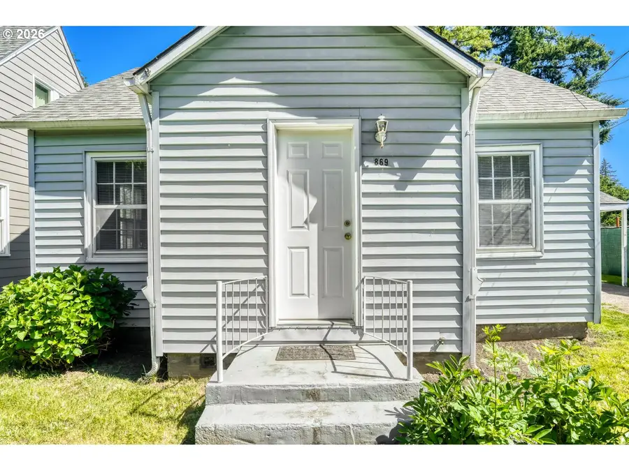 869 E St, Washougal, WA 98671 - #3