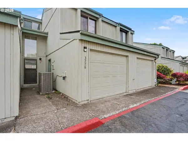 3776 NE Auburn Rd, Salem, OR 97301