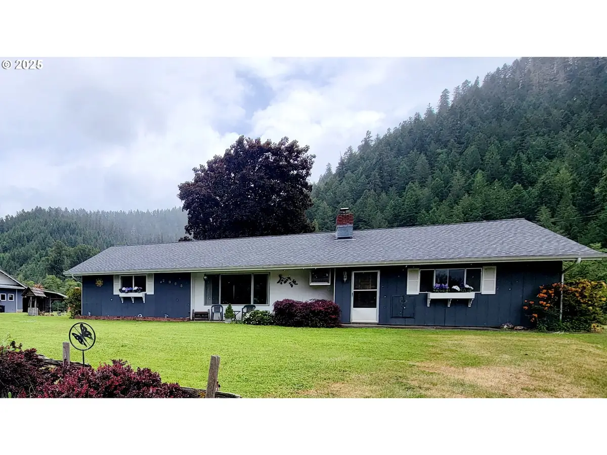 2965 S Myrtle Rd, Myrtle Creek Riddle, OR 97457 - #1