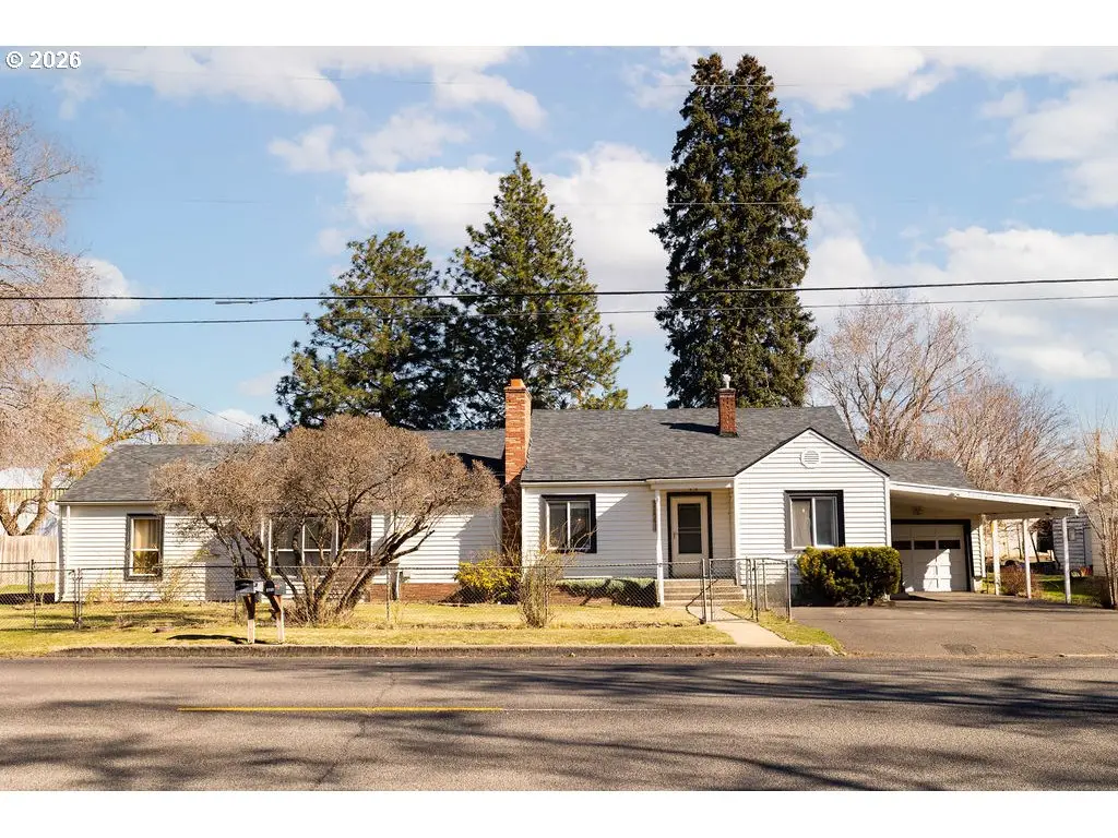 2703 N Spruce St, La Grande, OR 97850 - #1