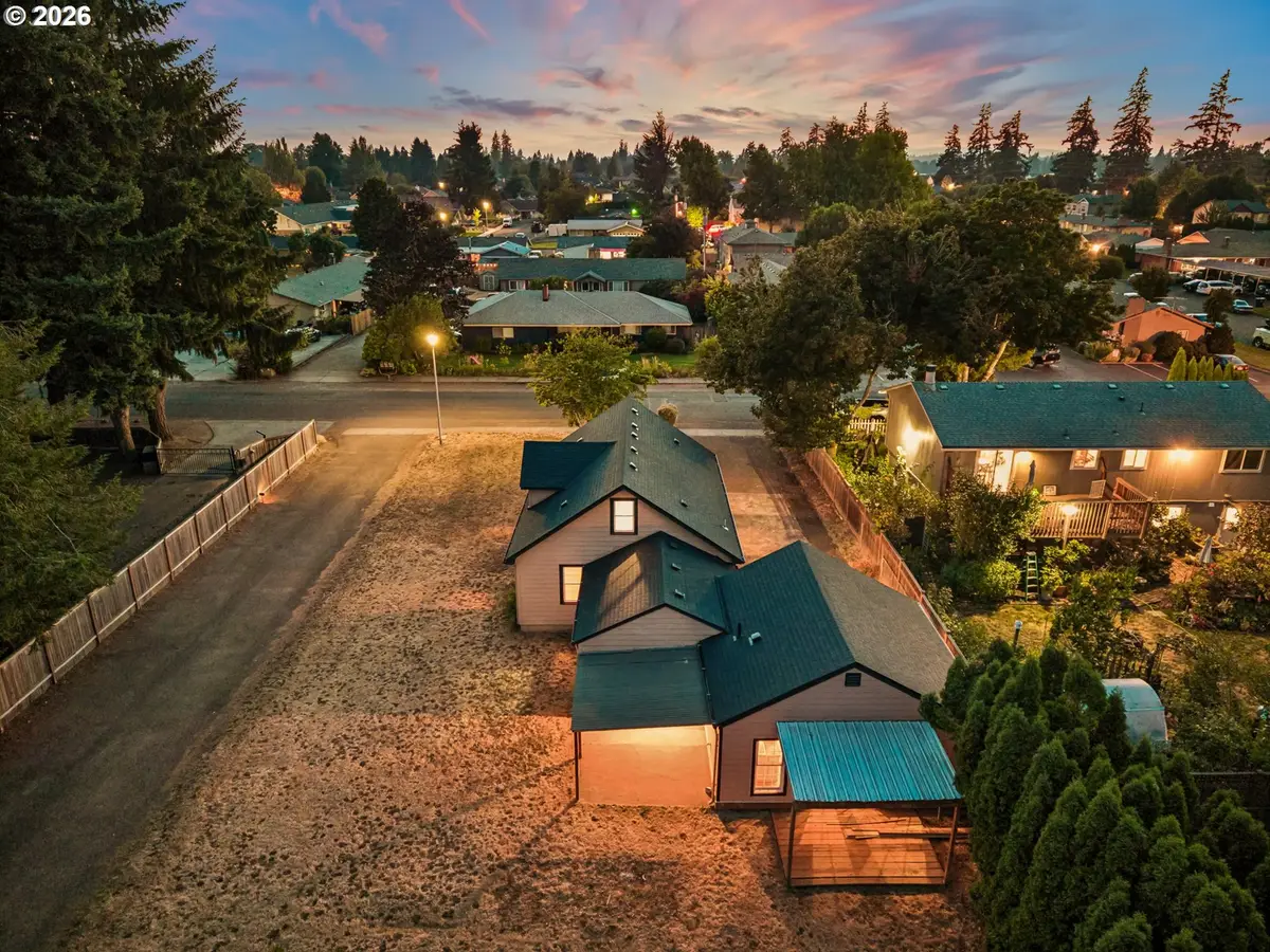 1520 N Maple St, Canby, OR 97013 - #1