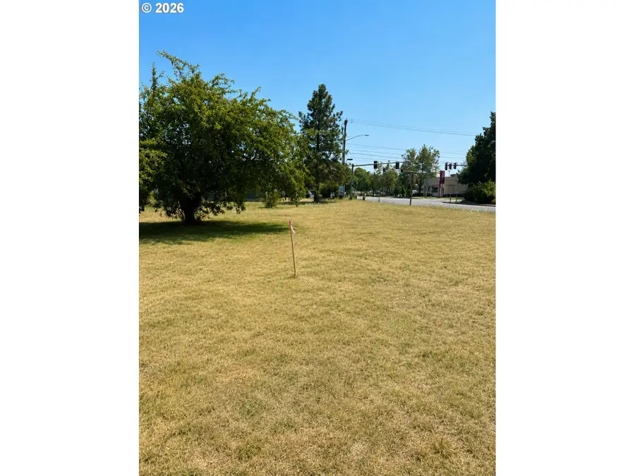 Royal Ave #2, Eugene, OR 97402 - #3