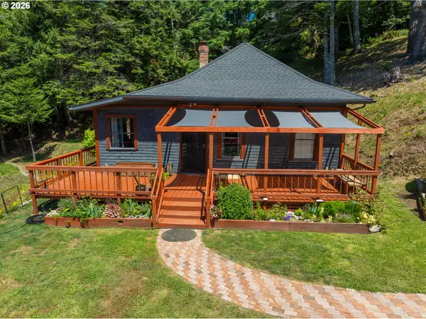 27837 Thimbleberry Rd, GoldBeach, OR 97444