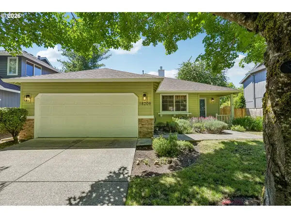18209 SE 18th St, Vancouver, WA 98683