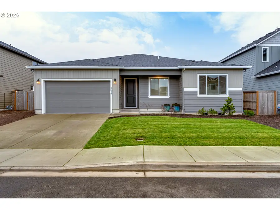 2428 W 8th Ave, Junction City, OR 97448 - Image #2