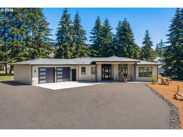 12 Corner Rd, Underwood, WA 98651