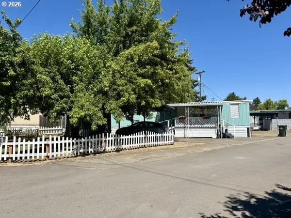 1050 W Central Ave, Sutherlin, OR 97479