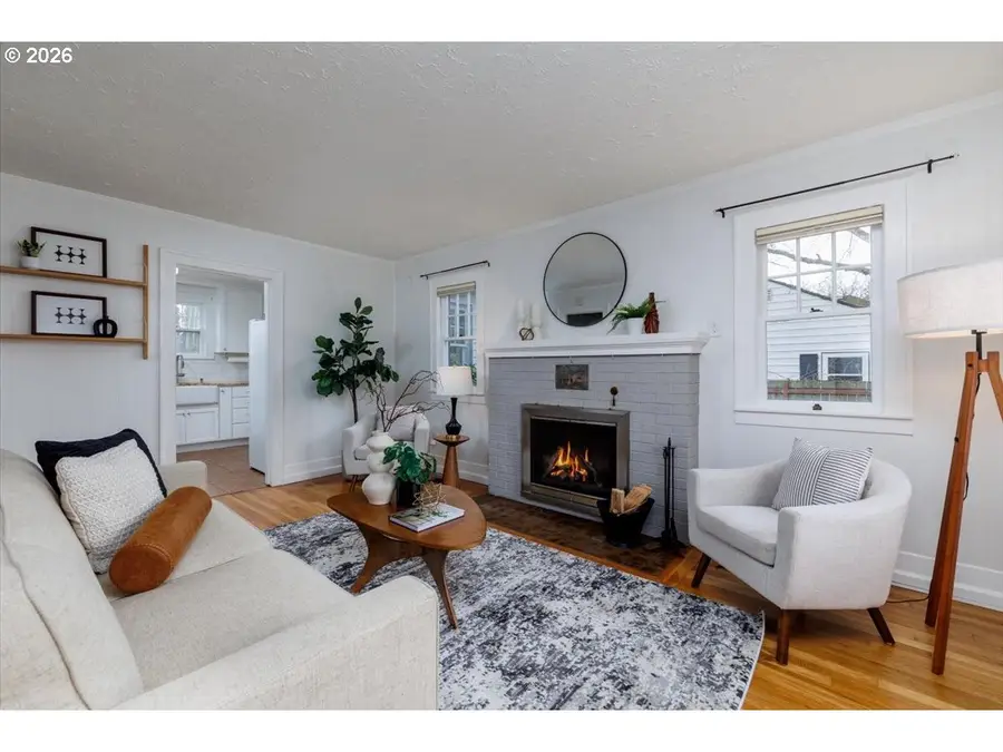 9324 N Burr Ave, Portland, OR 97203 - #3