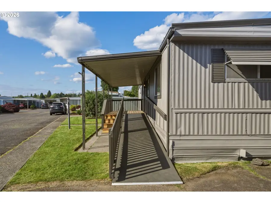 1709 NE 78th St #101, Vancouver, WA 98665 - #3