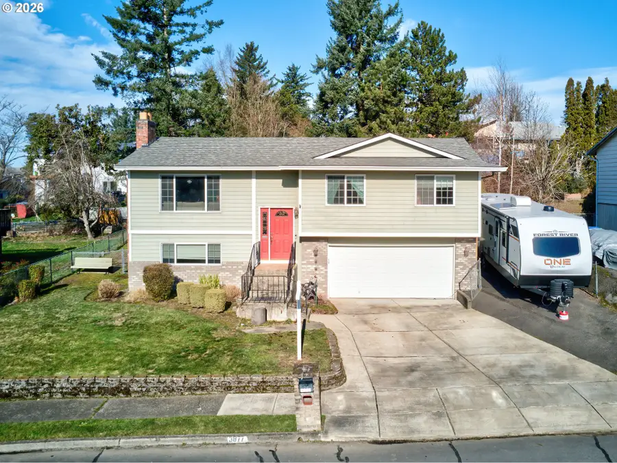 3877 NE 3rd St, Gresham, OR 97030 - Image #2