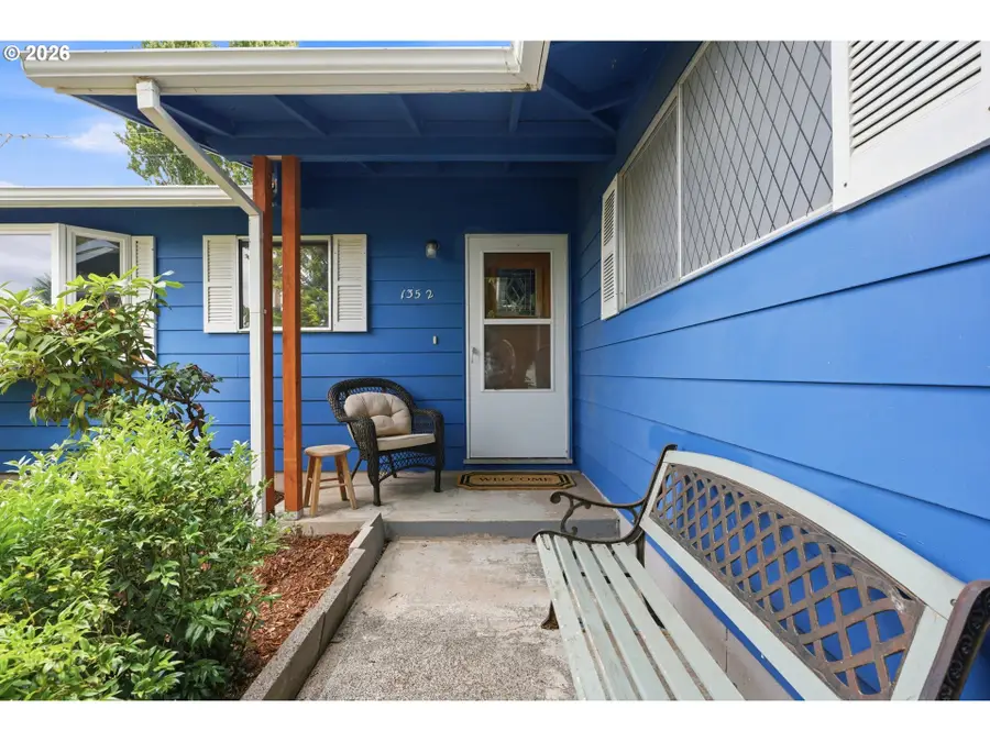 1352 Astor Way, Woodburn, OR 97071 - #2