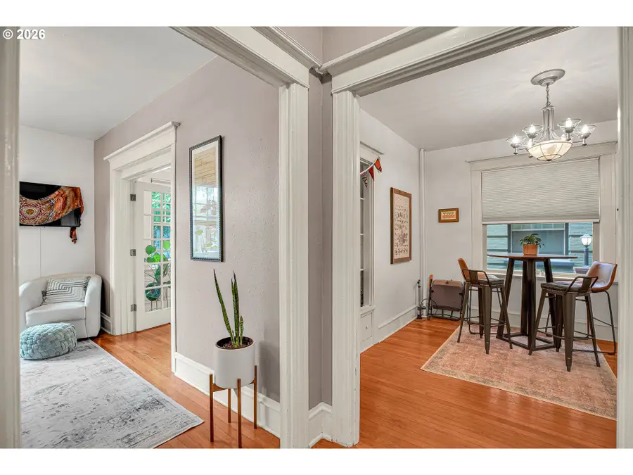 2109 NW Irving St #102, Portland, OR 97210 - #3