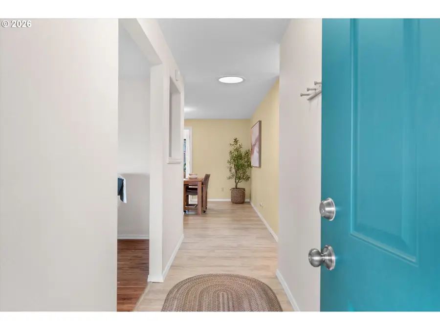 668 NE 21st Ave, Hillsboro, OR 97124 - #2