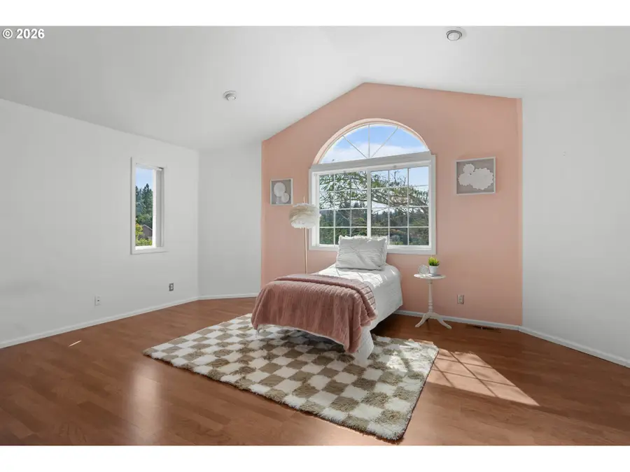 2495 Park Forest Dr, Eugene, OR 97405 - #3