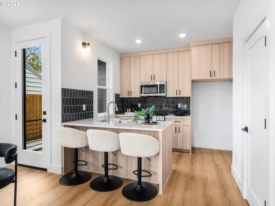 9300 N New York Ave, Portland, OR 97203 - #3
