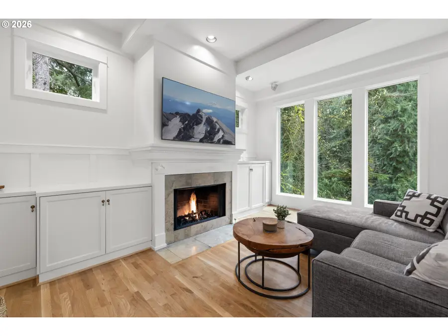 3426 SW Arnold St, Portland, OR 97219 - #3