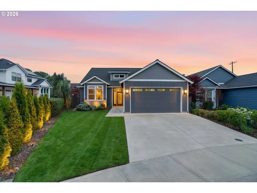2111 NW 70th St, Vancouver, WA 98665 - #3