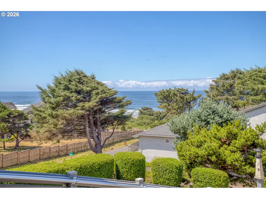 5020 NW Lee Ave, Lincoln City, OR 97367 - #2