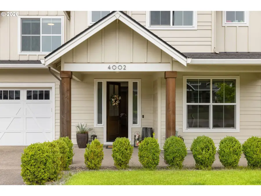 4002 Roxbury Dr, West Linn, OR 97068 - #3